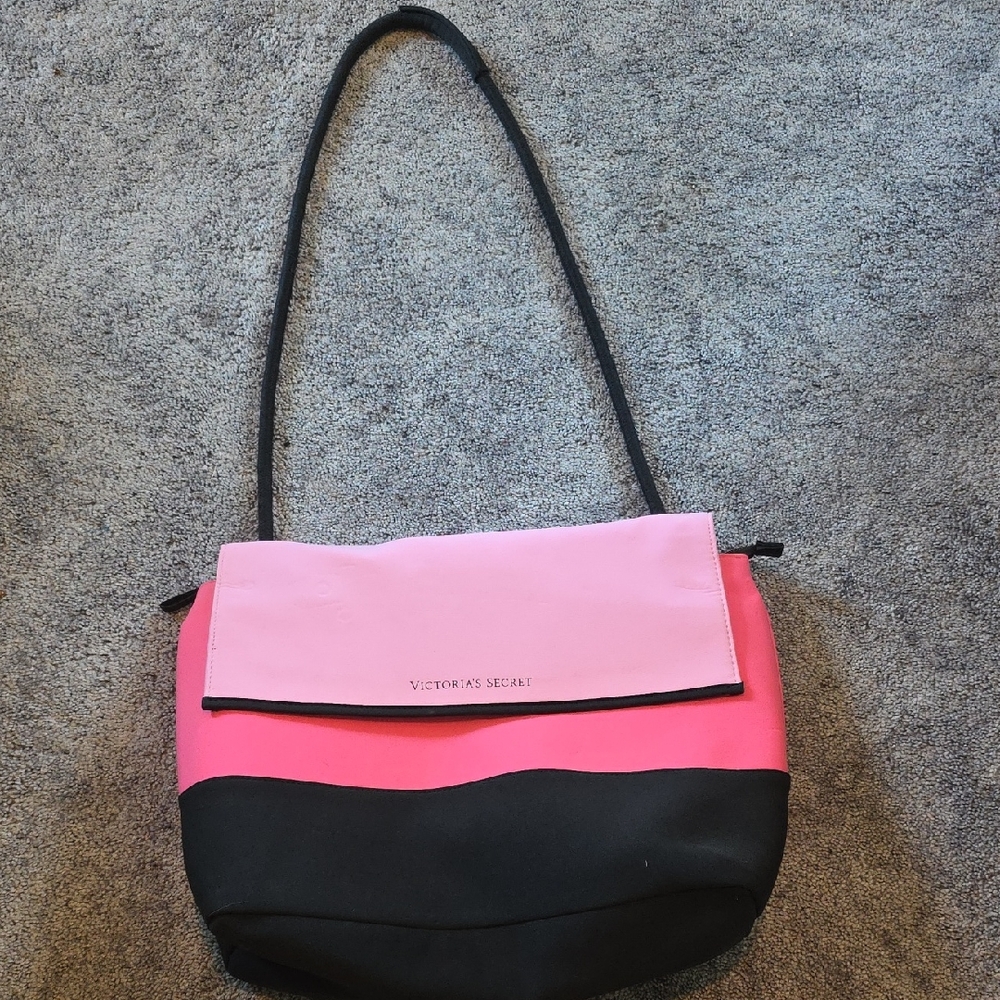Victoria's Secret Pink and Black Shoulder Bag with Modern Design